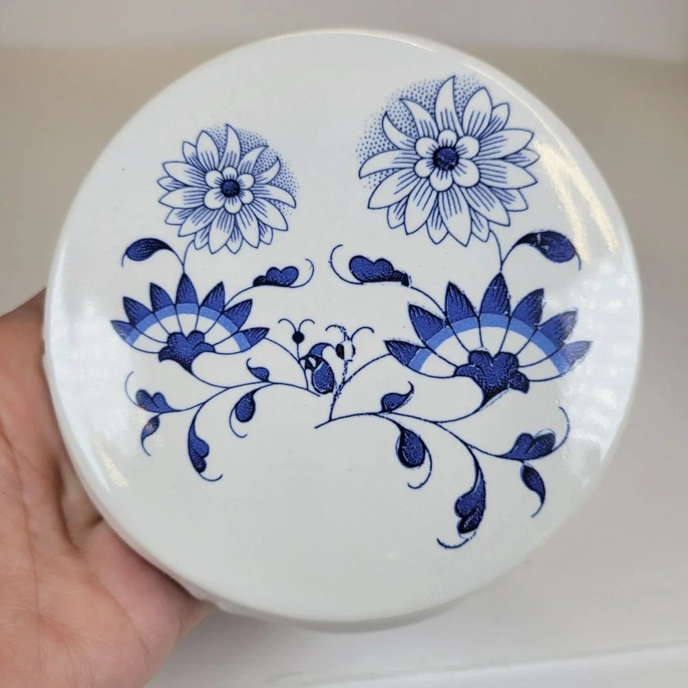 Vtg Federalist White Ceramic Lidded Trinket Dish Ashtray Blue Floral Round 5